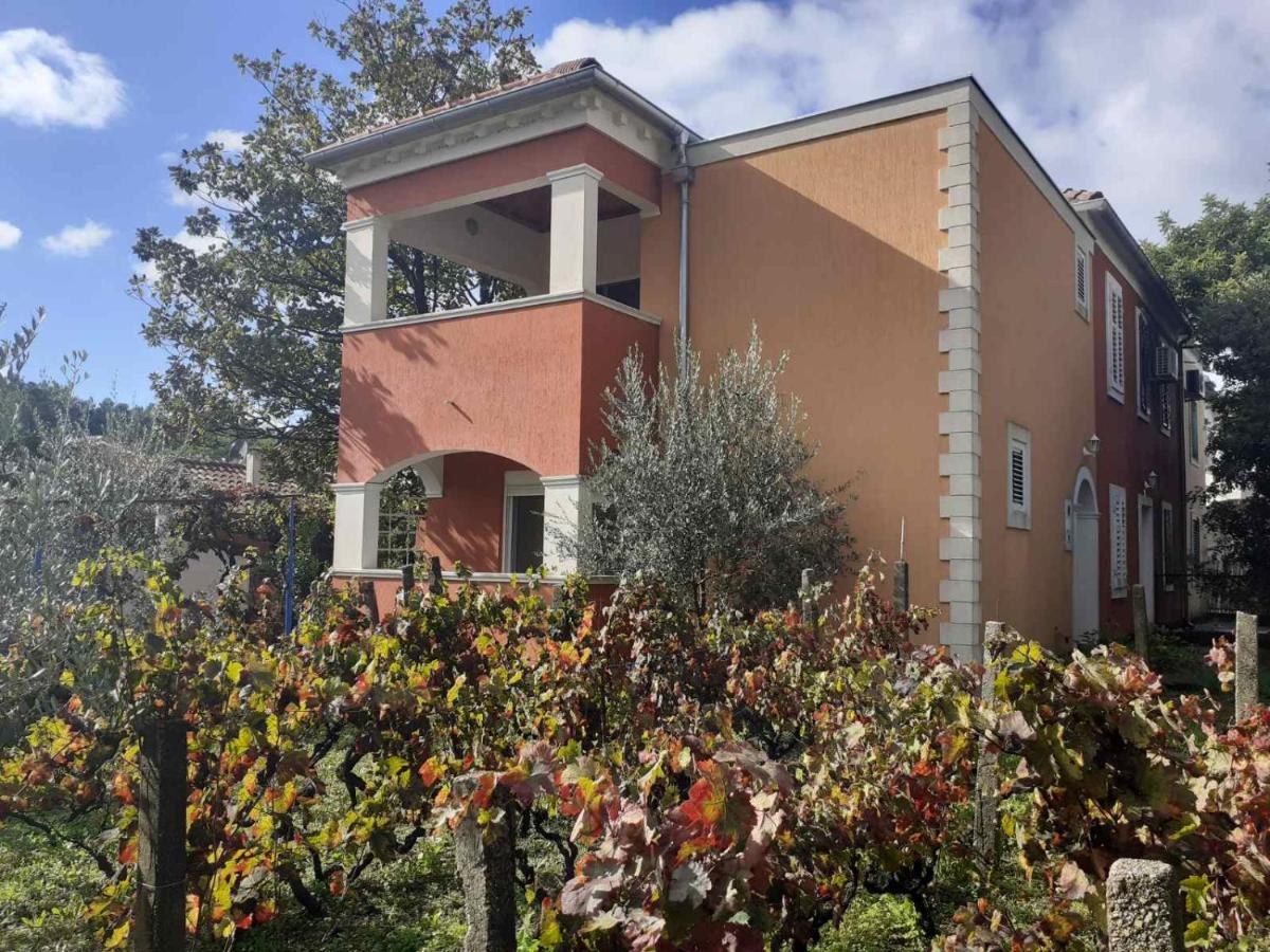 Apartments Rolovina Τίβατ Εξωτερικό φωτογραφία