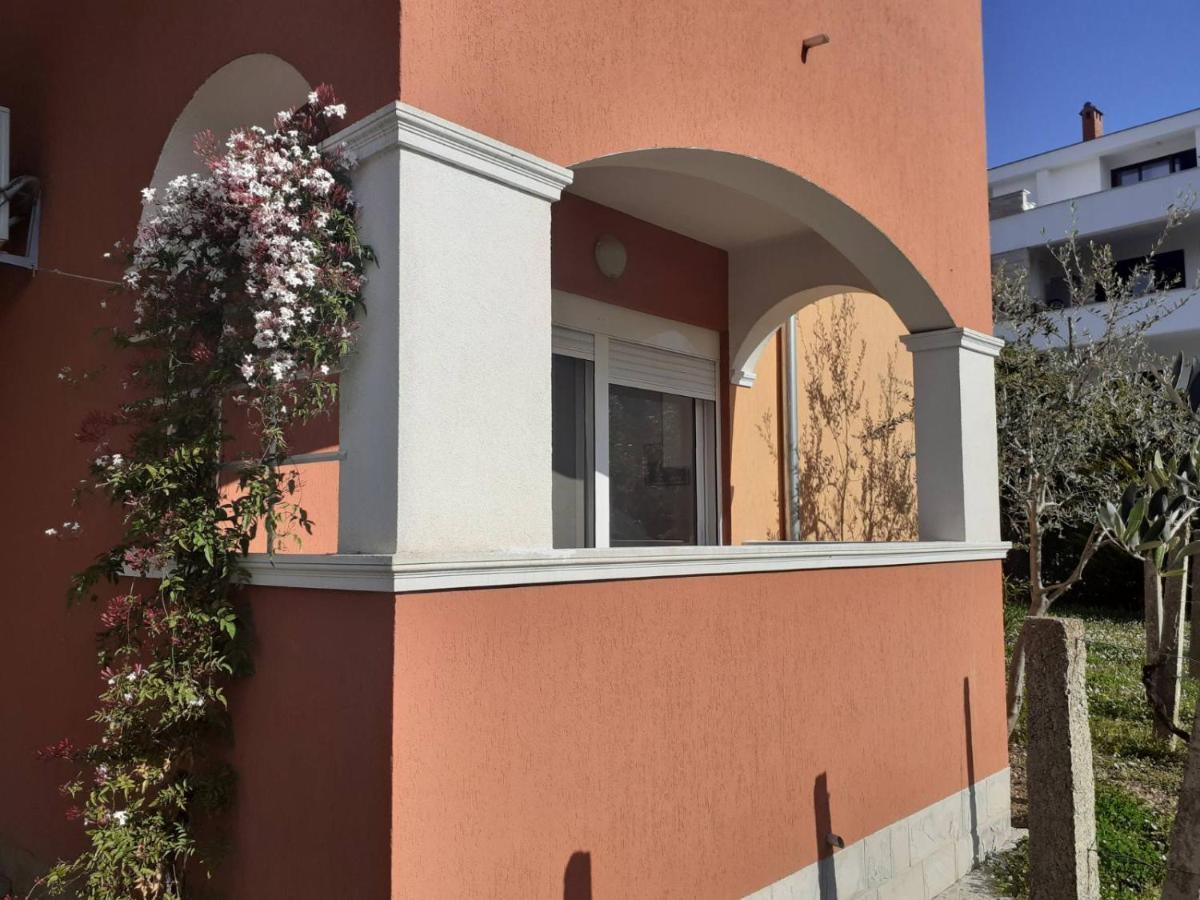 Apartments Rolovina Τίβατ Εξωτερικό φωτογραφία