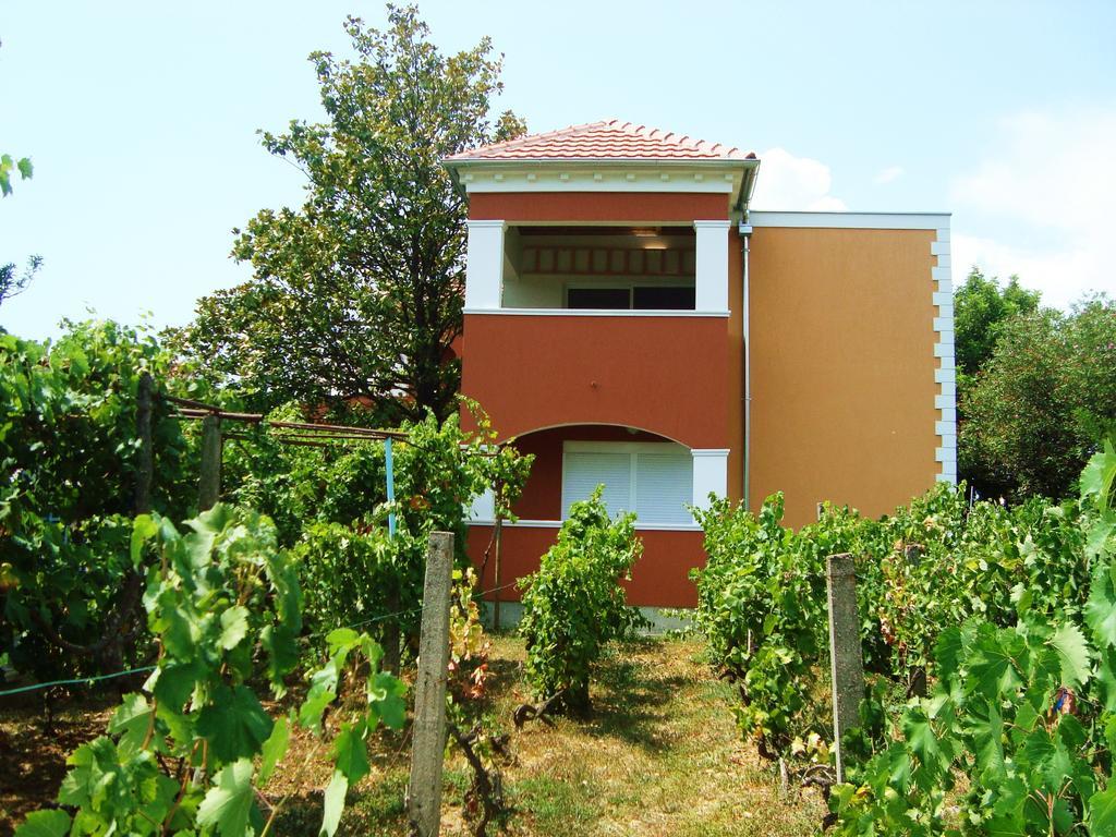 Apartments Rolovina Τίβατ Δωμάτιο φωτογραφία