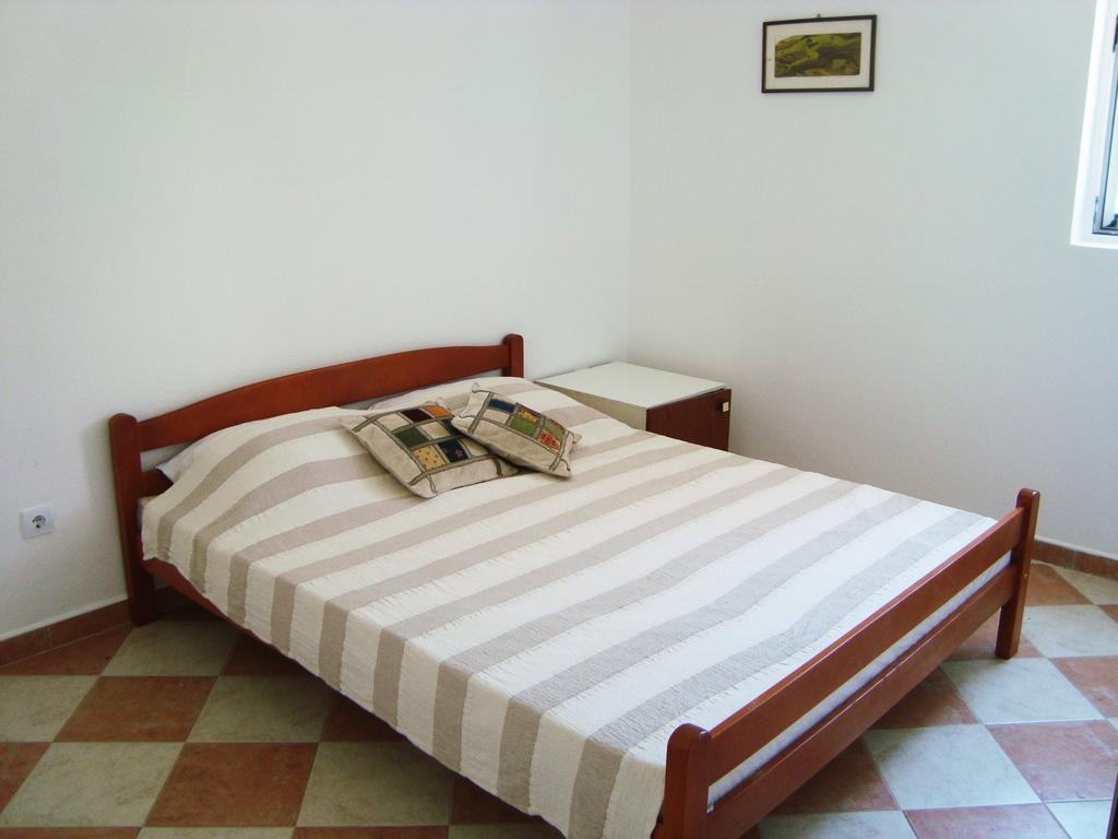 Apartments Rolovina Τίβατ Δωμάτιο φωτογραφία