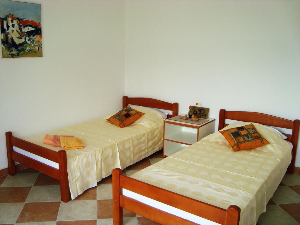 Apartments Rolovina Τίβατ Δωμάτιο φωτογραφία