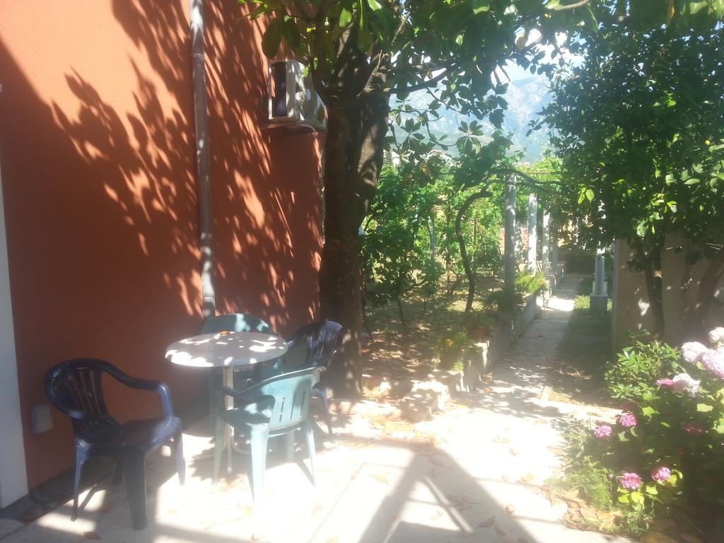 Apartments Rolovina Τίβατ Δωμάτιο φωτογραφία